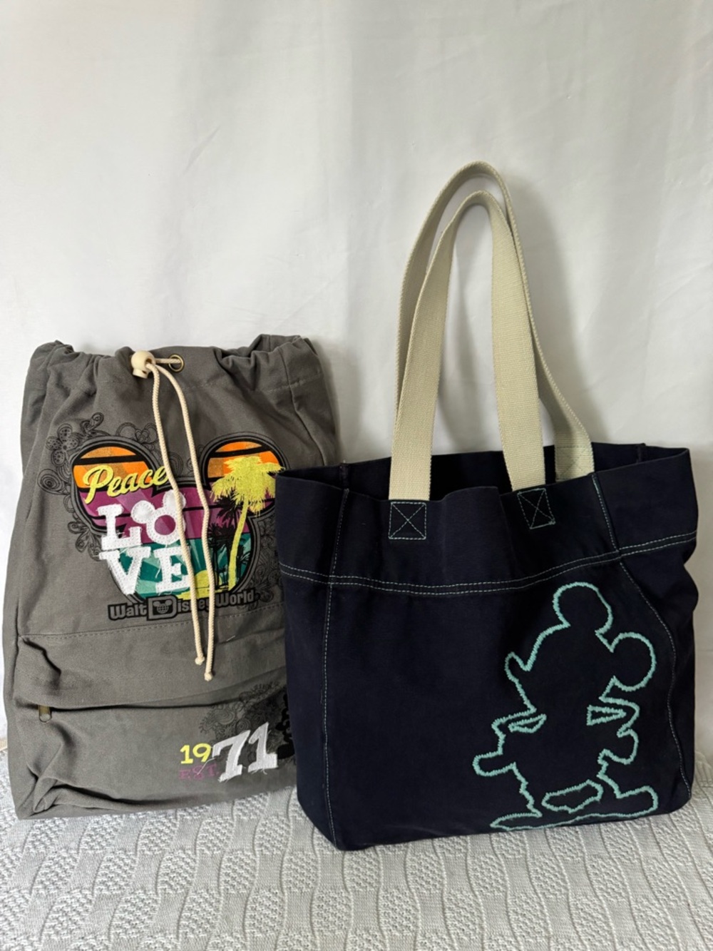 Disney 4pc NWT & NWOT tote,crossbody,backpack,wristlet